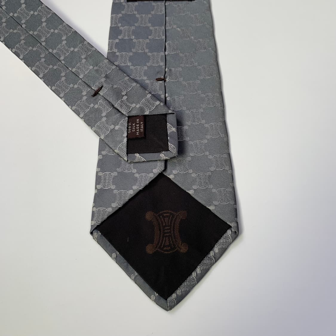 셀린느(CELINE) 트리오페 넥타이 명품 모노그램 신형라벨 A+등급 상품이미지6