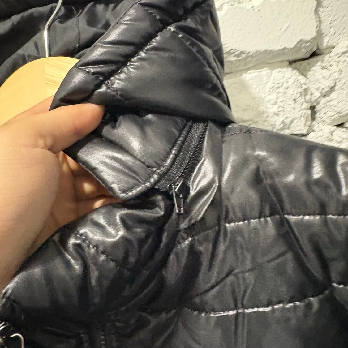 노스페이스 서밋시리즈 유광 후드경량패딩 상품이미지5