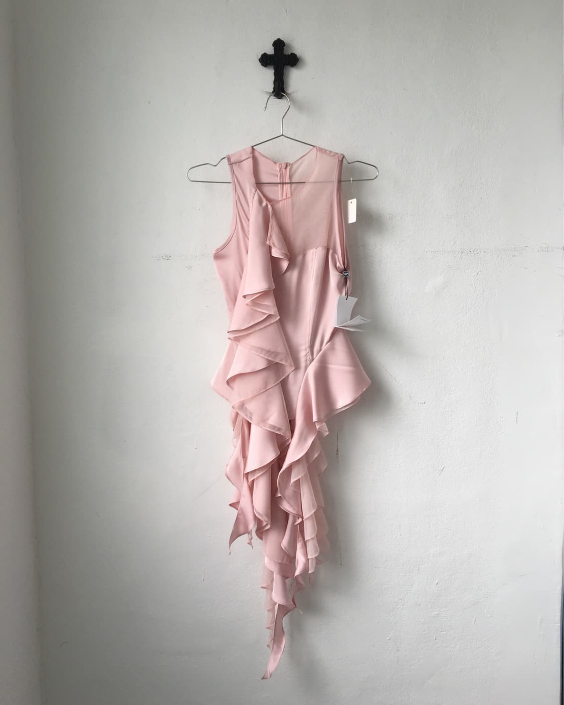 Ruffle drop unbalanced point sleeveless 상품이미지2
