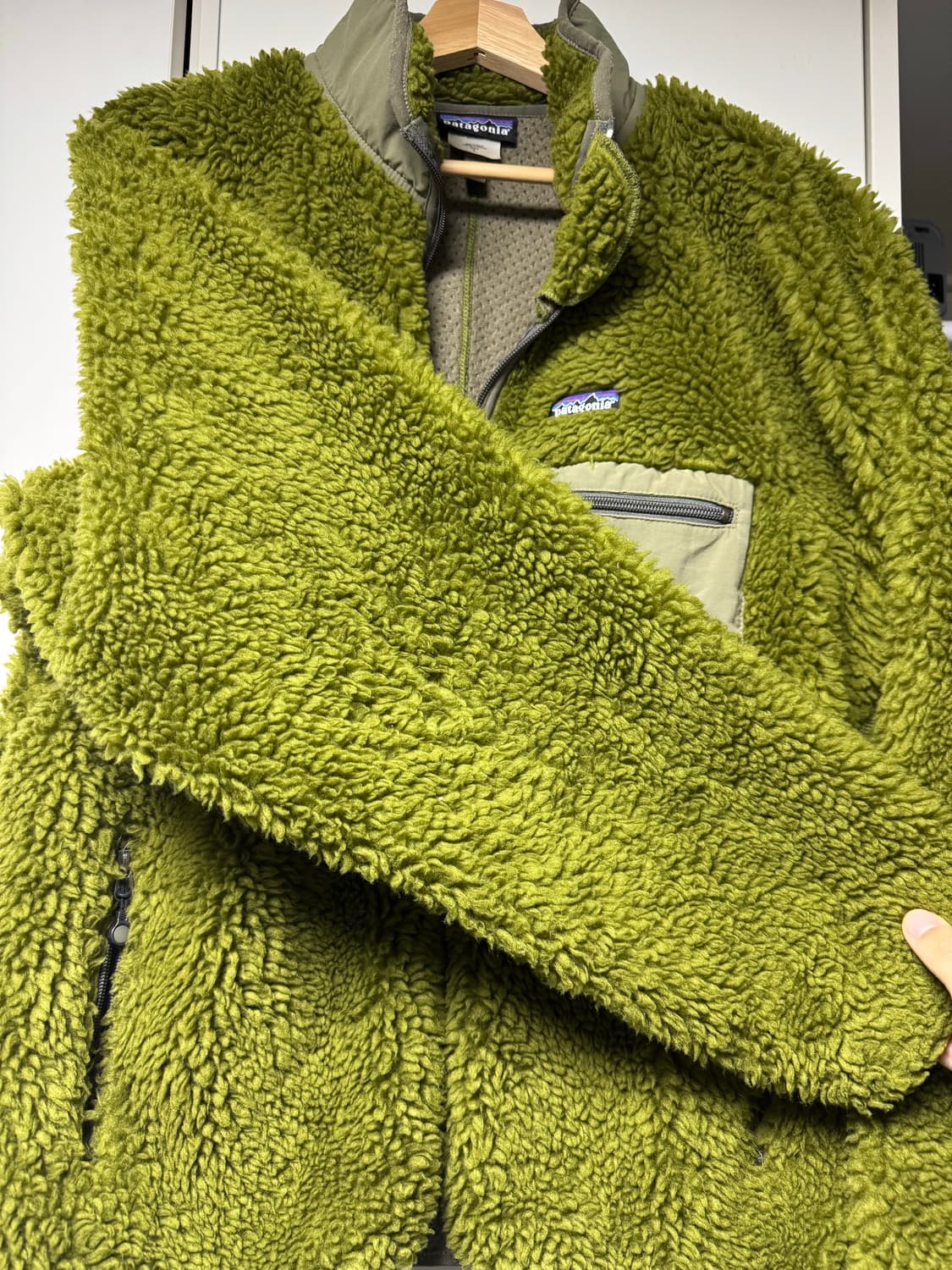 파타고니아 딥파일 모스 그린 L  상품이미지3