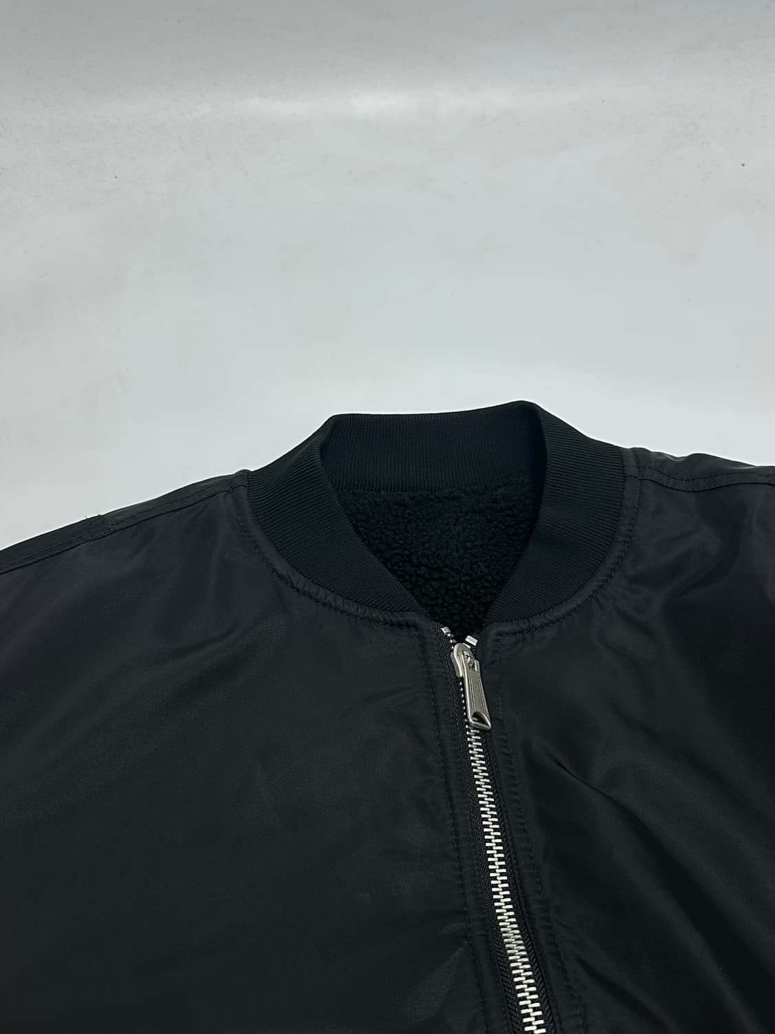 무신사스탠다드 오버사이즈 리버서블 플리스 ma-1 보머자켓 상품이미지2