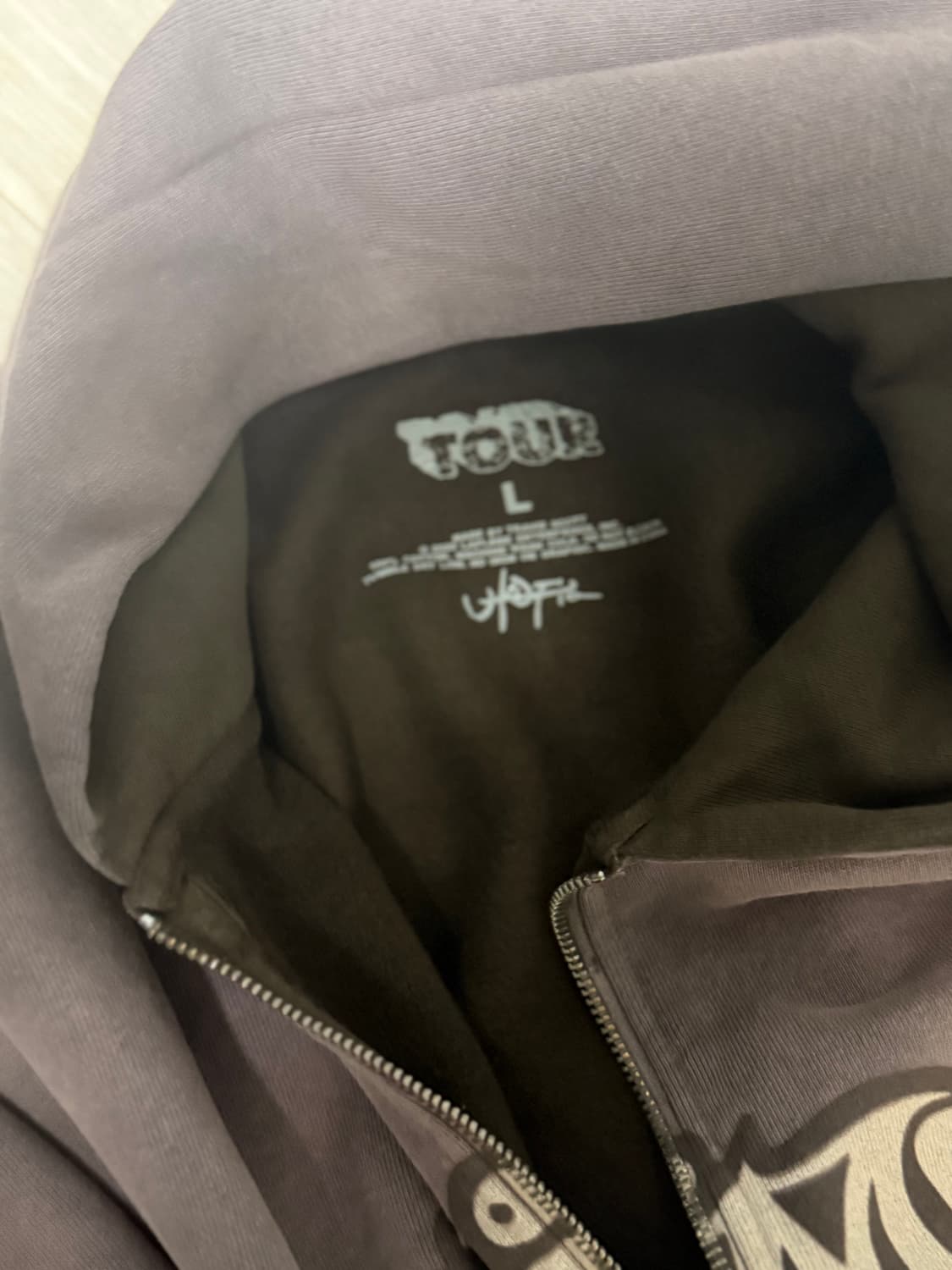 트래비스 스캇 머천 후드집업 L 상품이미지3