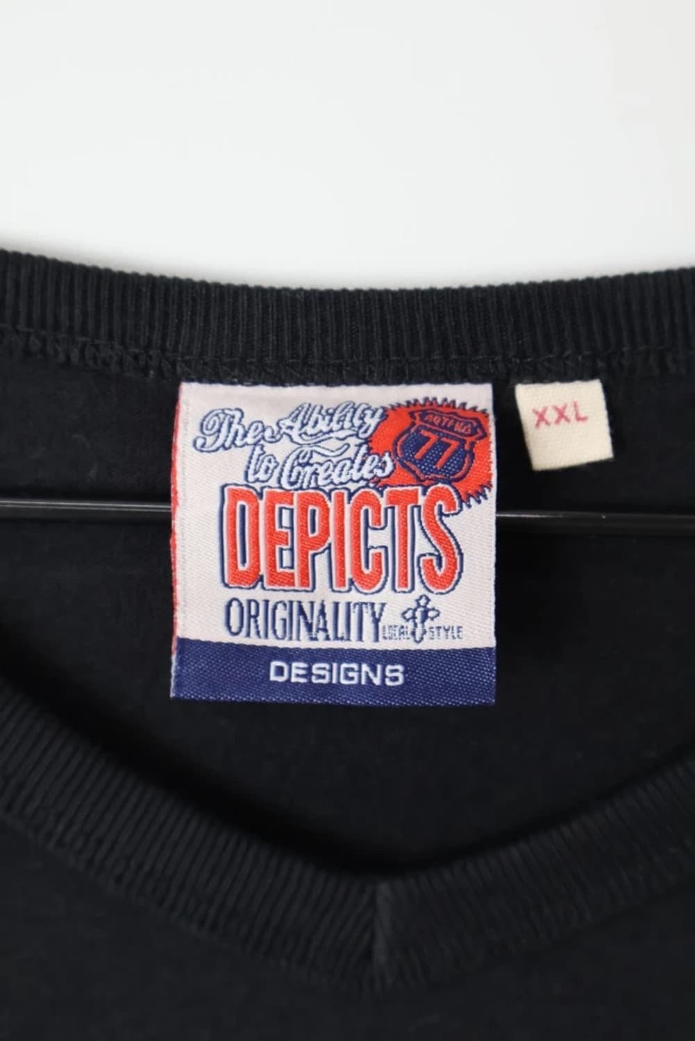 Depicts Graphic Long Sleeve 상품이미지7