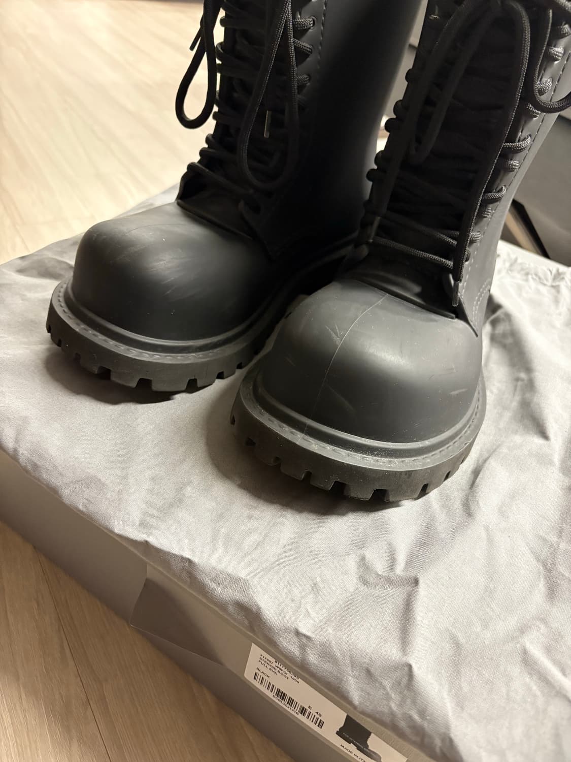 발렌시아가 스테로이드 부츠 40사이즈 상품이미지3