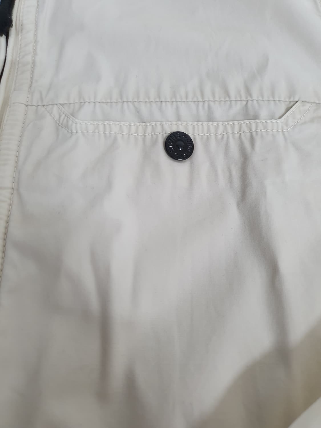 2016 스톤 아일랜드 화이트 두꺼운 오버셔츠 상품이미지5