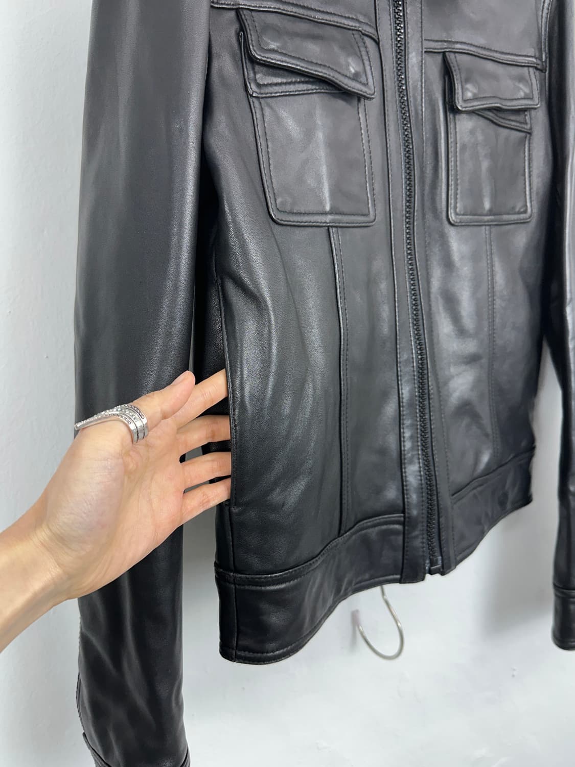 Stud Homme Lambskin Leather Jacket 상품이미지3