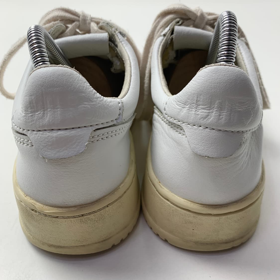 [37/정품] 오트리 메달리스트 로우 운동화 신발
 상품이미지5