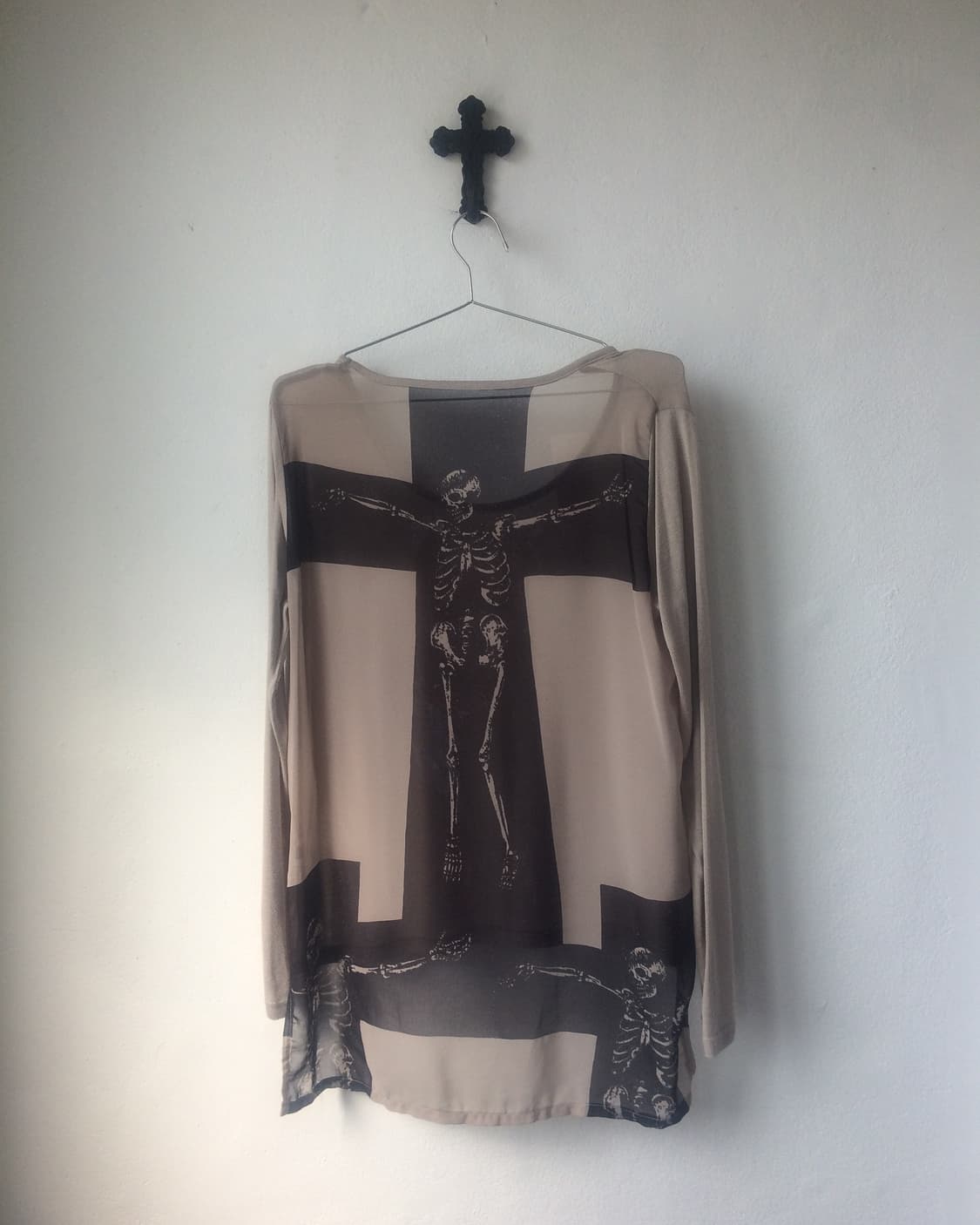 Back printing point loose fit top 상품이미지1
