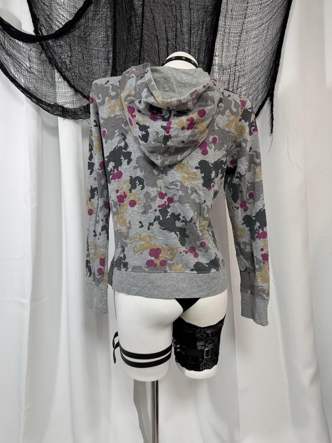 gray printing hood zip up 상품이미지4