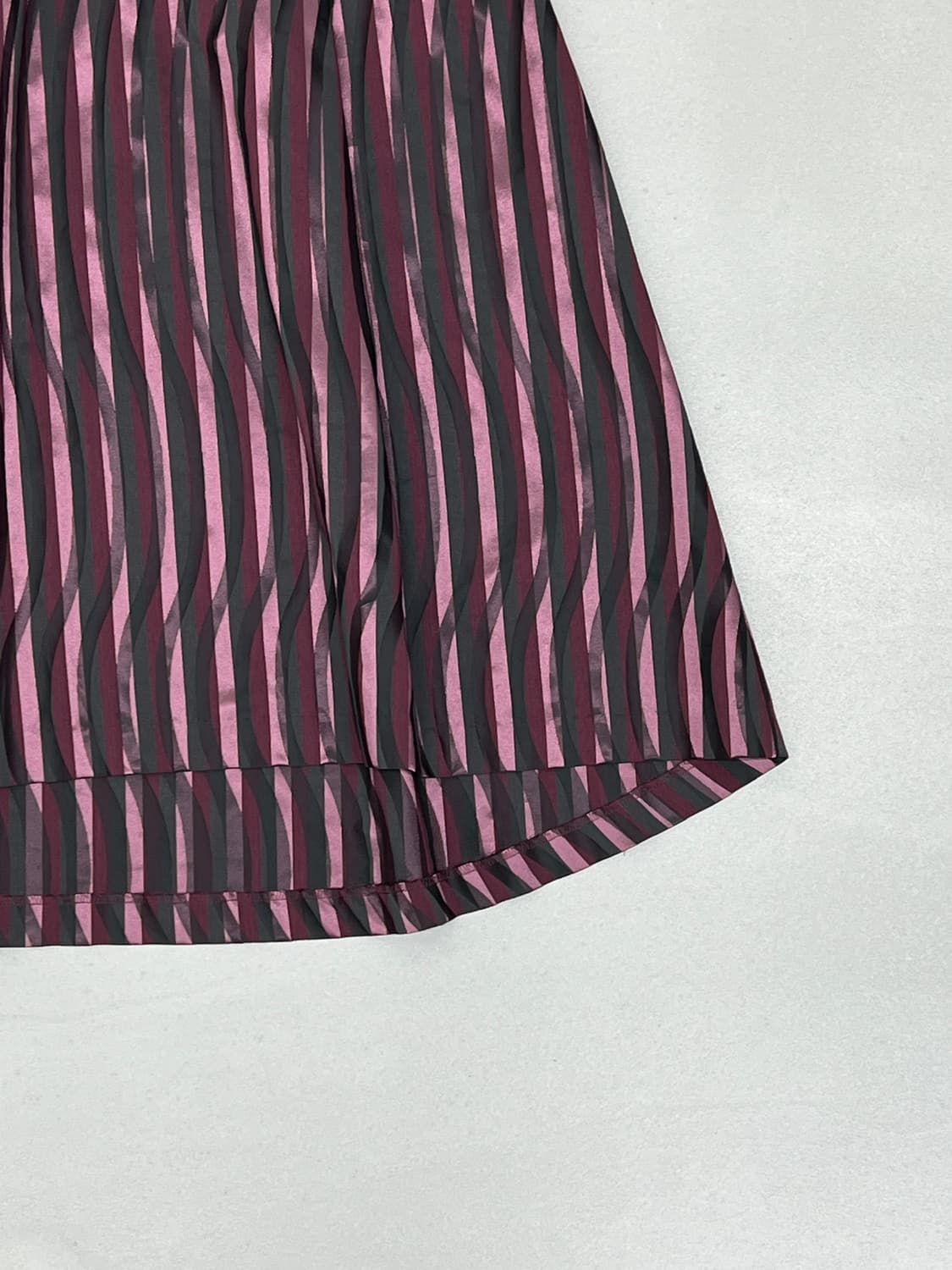 GABARDINE K.T 스트라이프 롱 스커트 상품이미지3