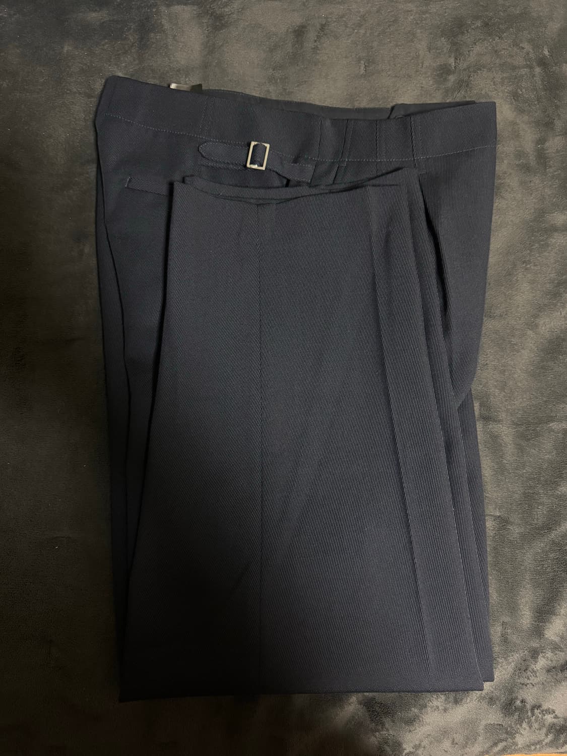 COS 플리티드 울 트라우저 네이비 상품이미지5