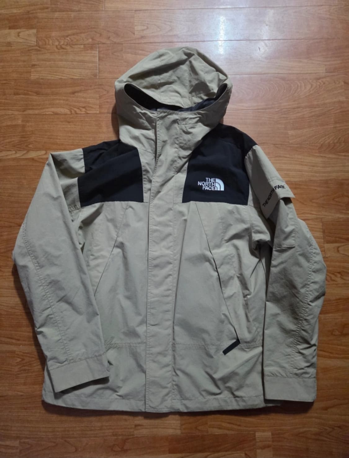 (새상품) 노스페이스.바람막이 D베이지 상품이미지1