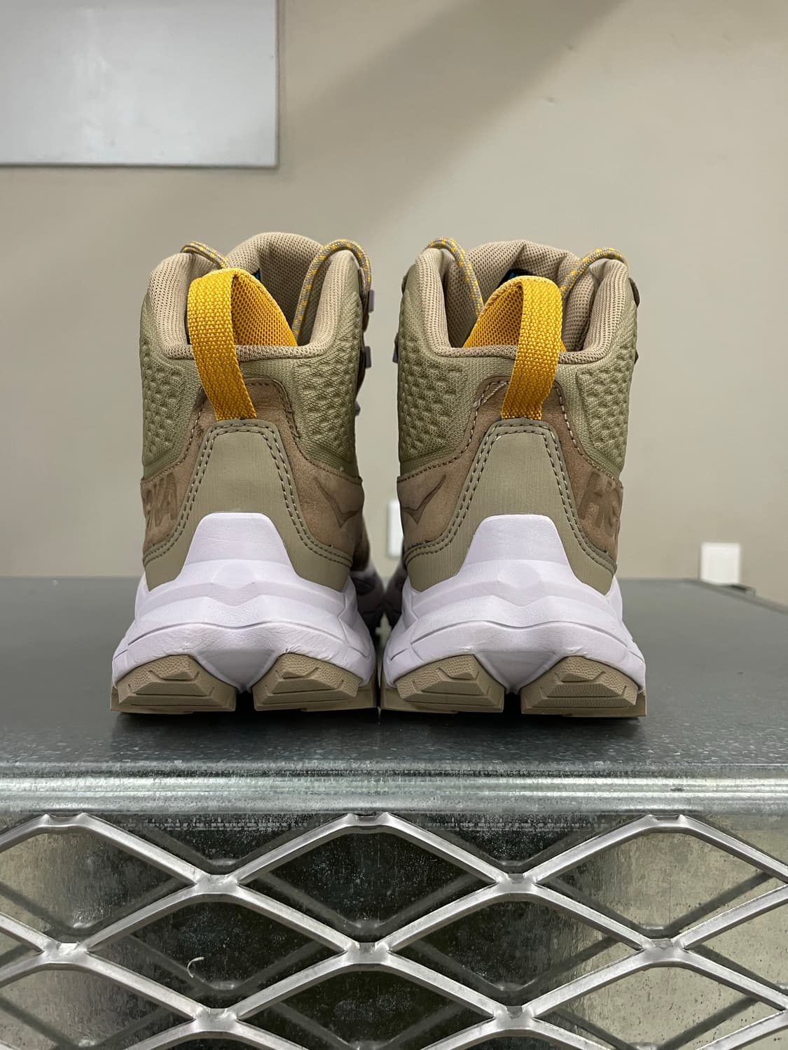 호카 아나카파 미드 GTX 235 상품이미지3