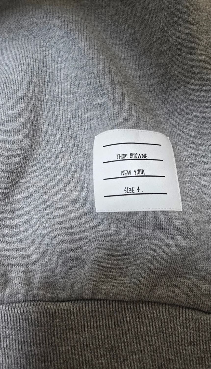 (실착 1회, 사이즈4) 톰브라운 백삼선 맨투맨  상품이미지4