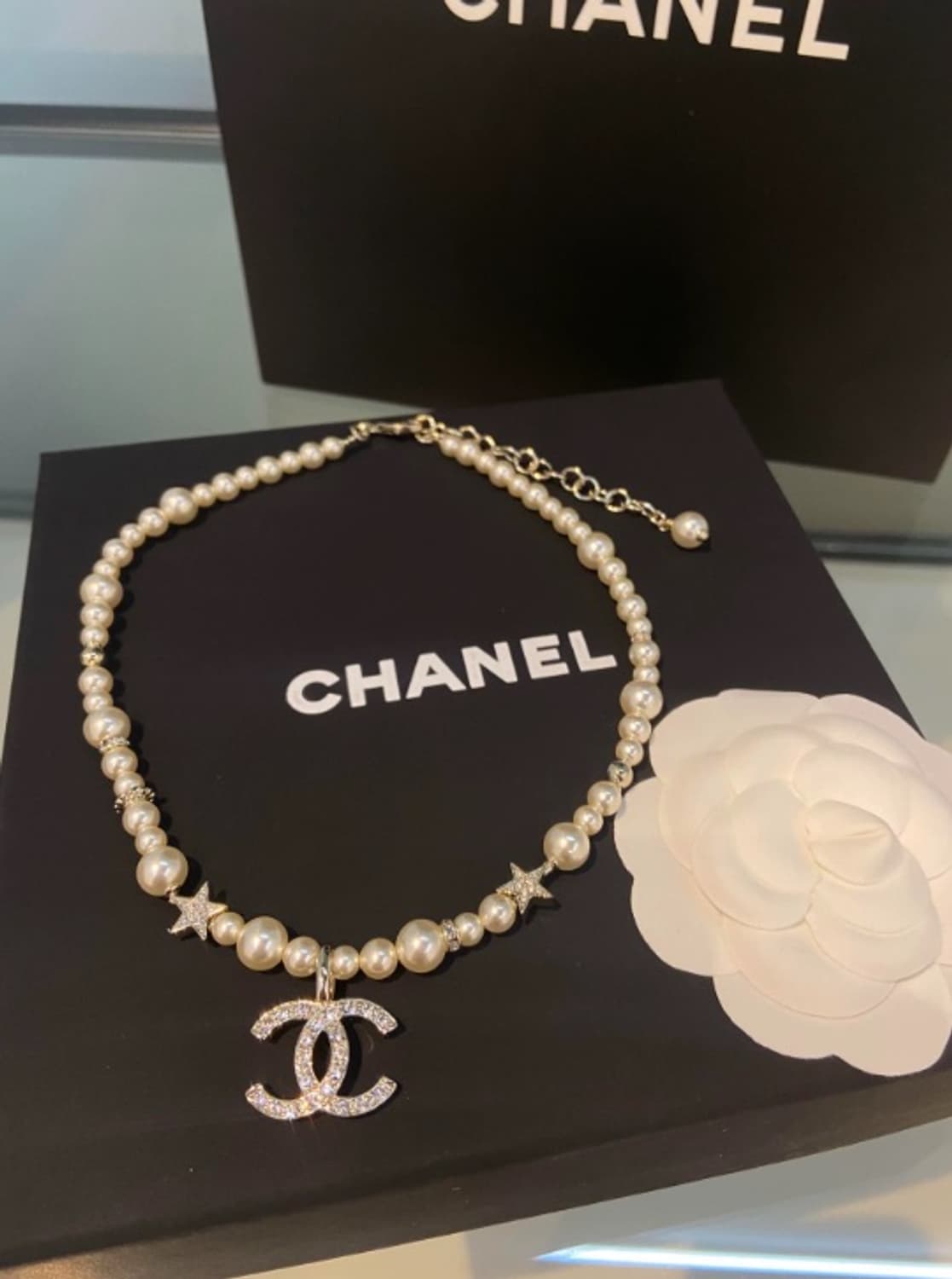 [정품] 샤넬 진주 CC 네크리스 (화이트/골드) 상품이미지2