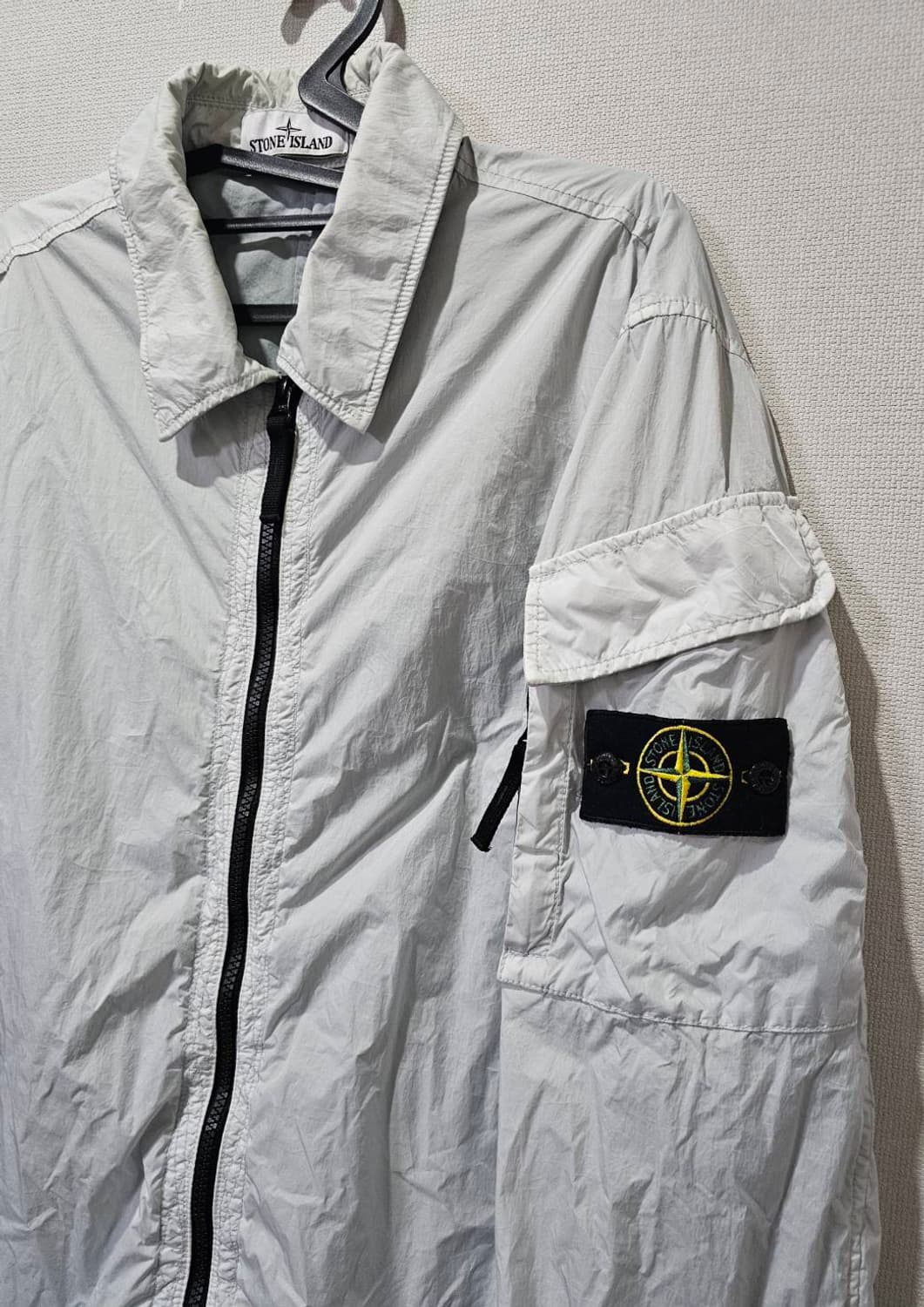 [백화점판/A+] 스톤아일랜드 크링클랩스 나일론 자켓 100 / L 상품이미지2