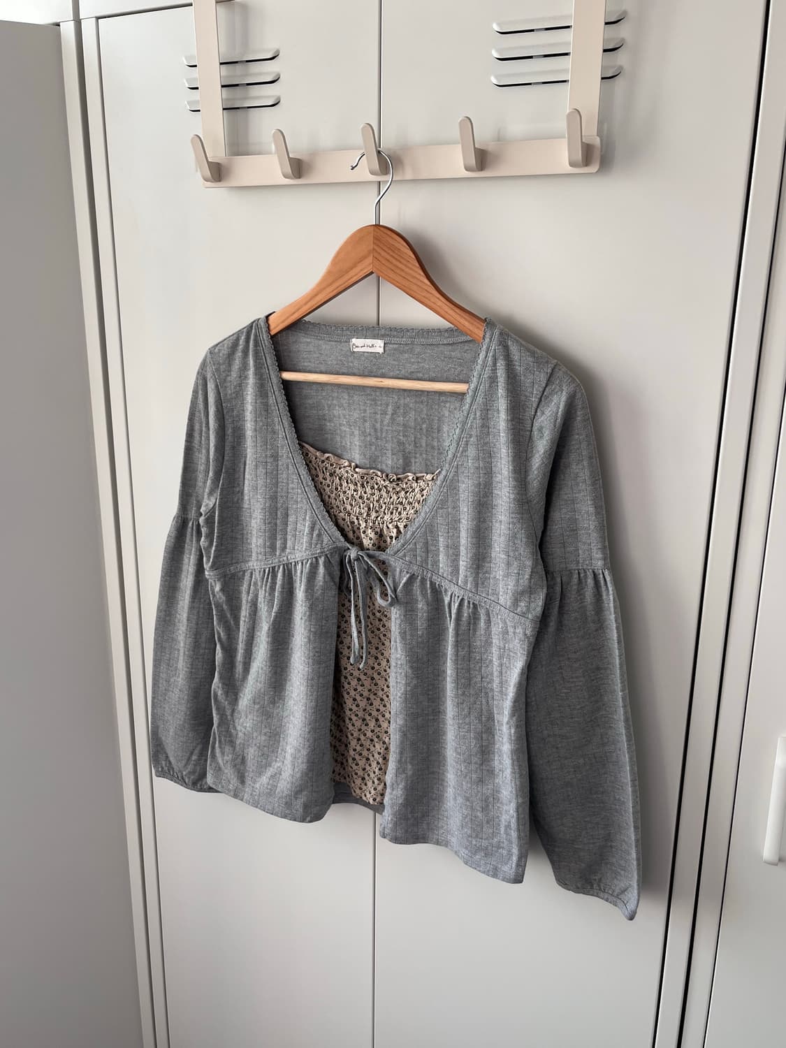 One and holf 잔꽃 바선생 레이어드 티셔츠 상품이미지1