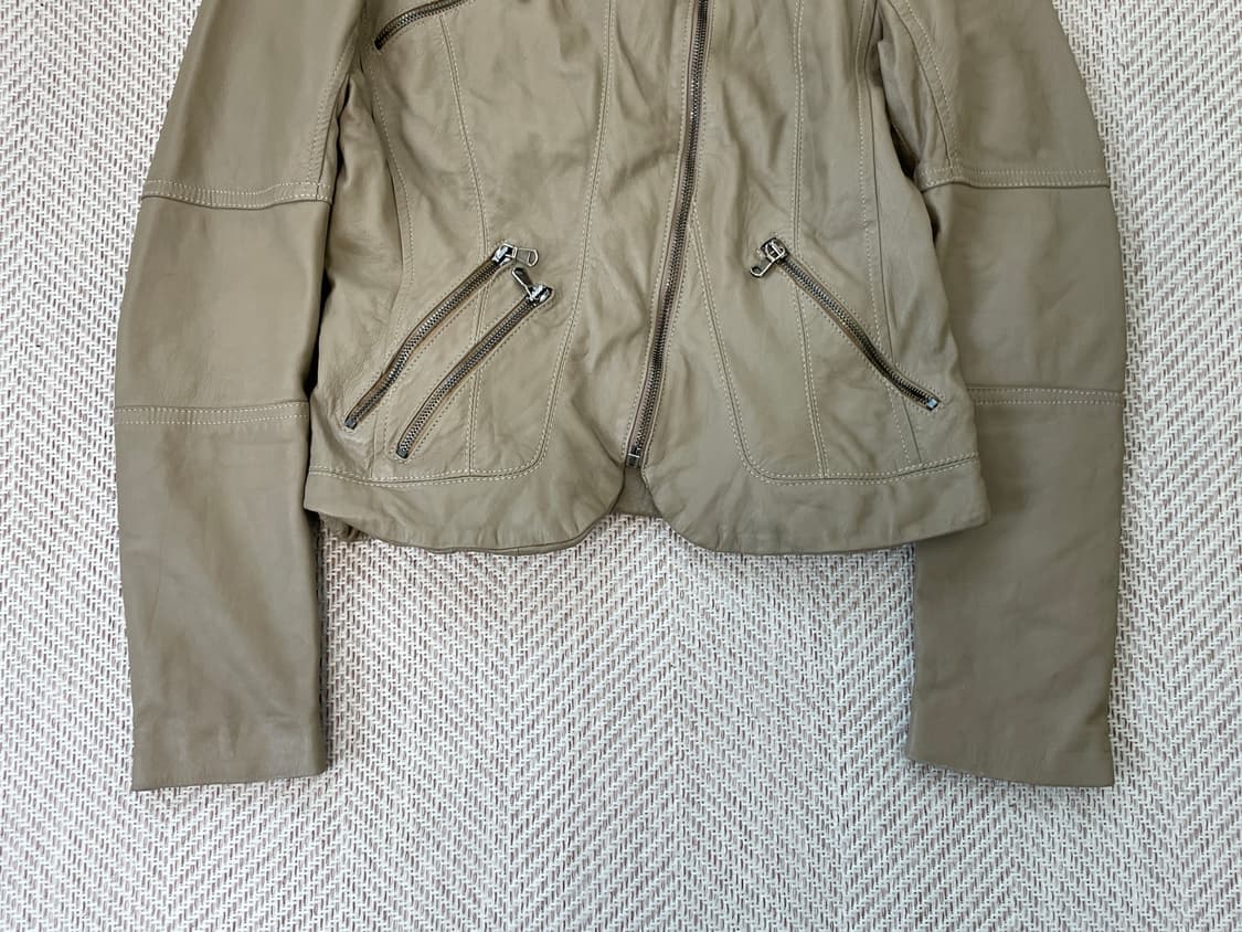 베아트리스 이태리 사선 집업 레더 재킷 y2k goa J03927 상품이미지3