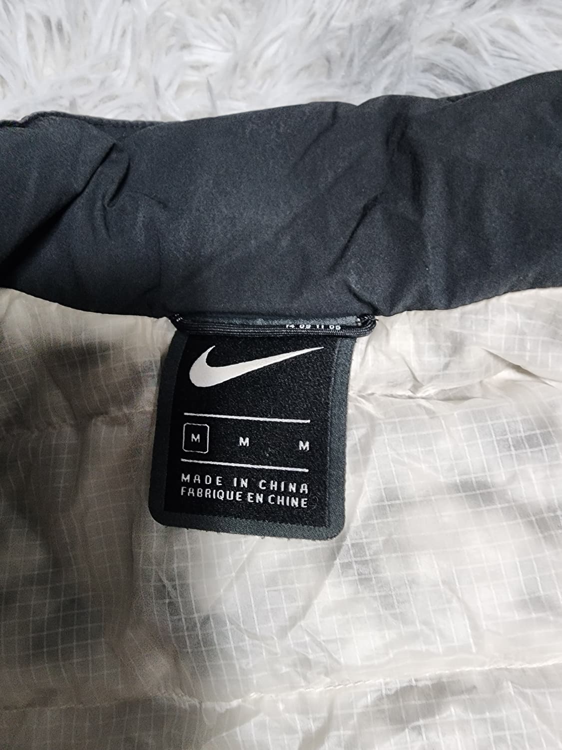 나이키 테그백 블랙 패딩 조끼 베스트 상품이미지3