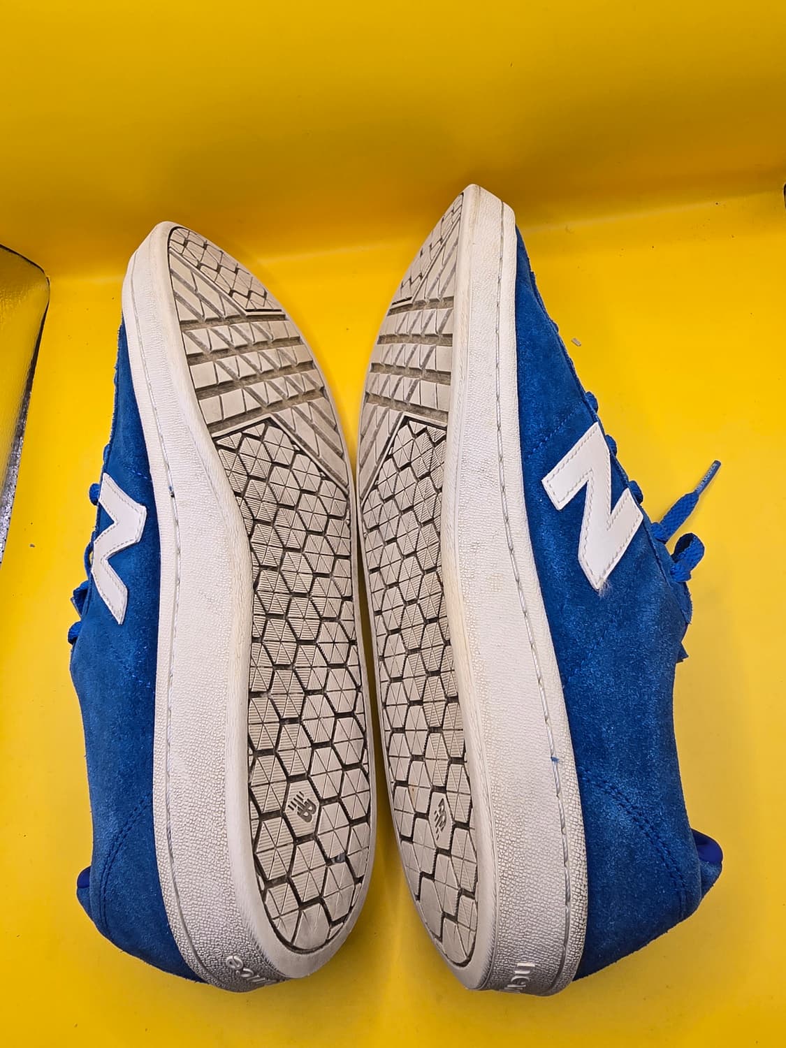 뉴발란스 스니커즈 270 상품이미지4