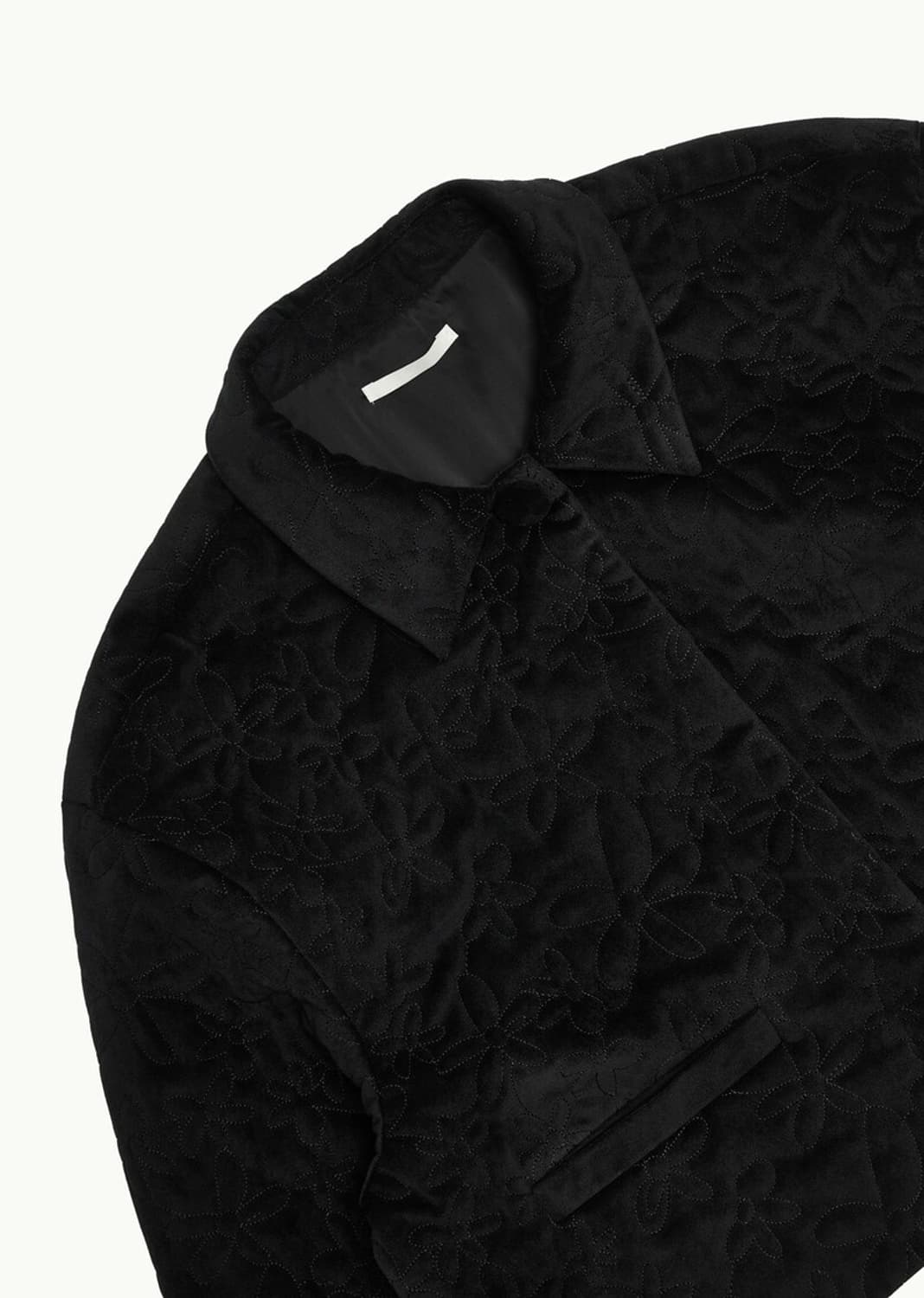 아모멘토 FLOWER QUILTED VELVET JACKET 상품이미지2
