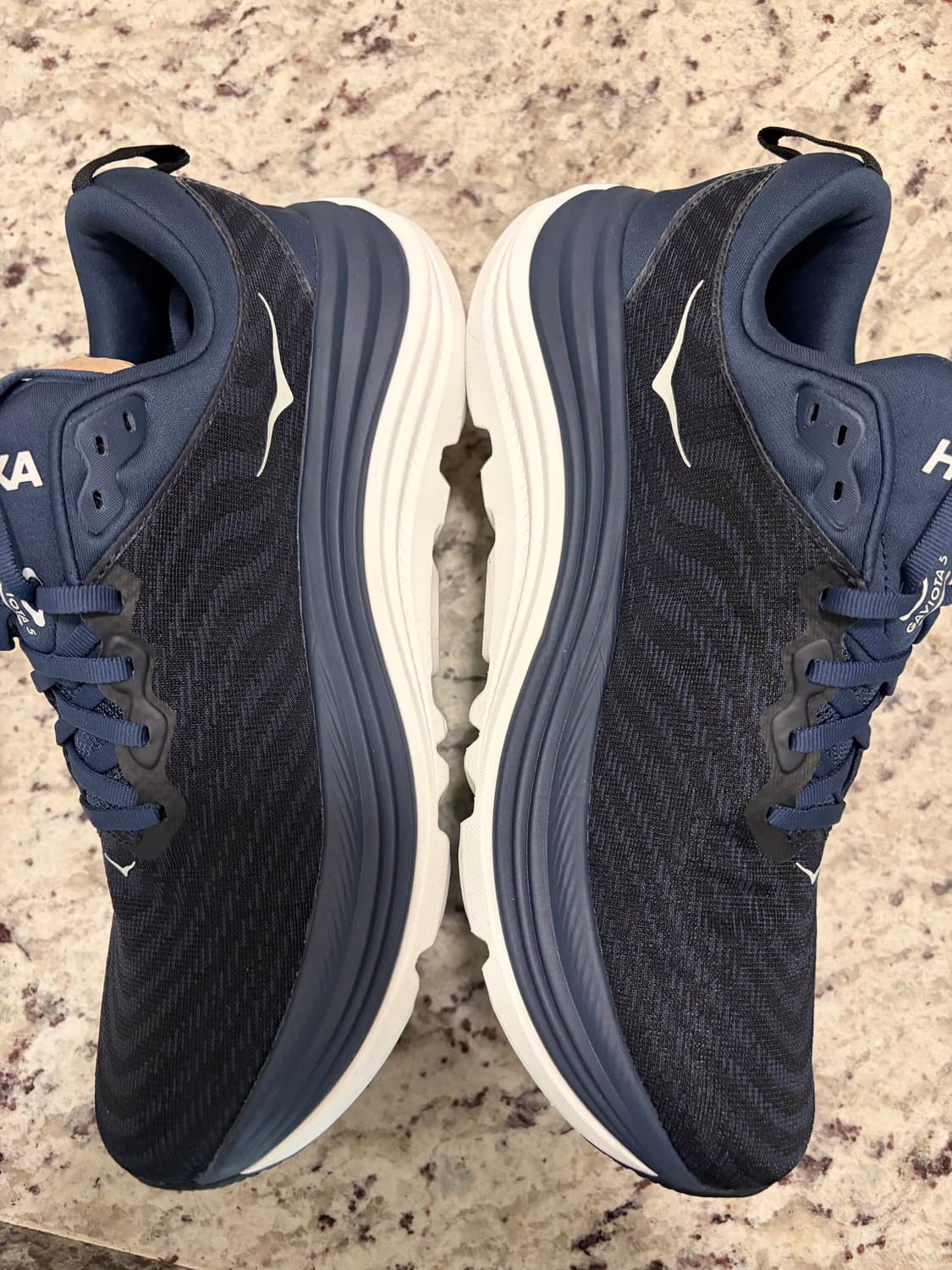 호카 가비오타 5 와이드 네이비 280 사이즈 상품이미지3