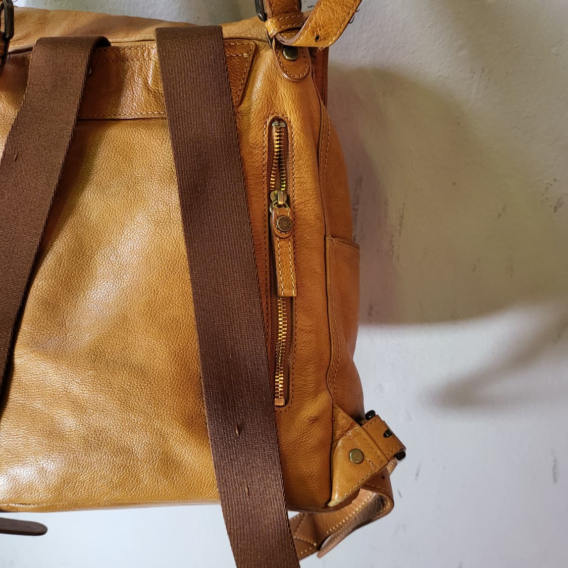 몽삭 레더 백팩 상품이미지8