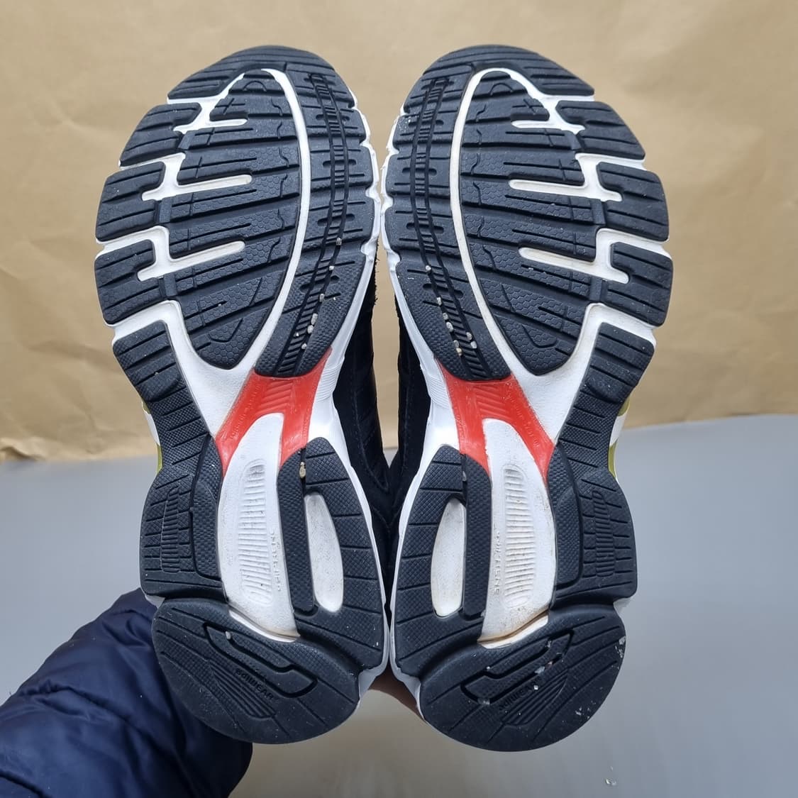 아디다스 이큅먼트10 운동화 220 상품이미지3