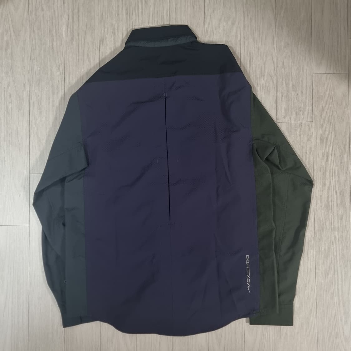 나이키 ACG 트레일 셔츠 멀티 상품이미지3