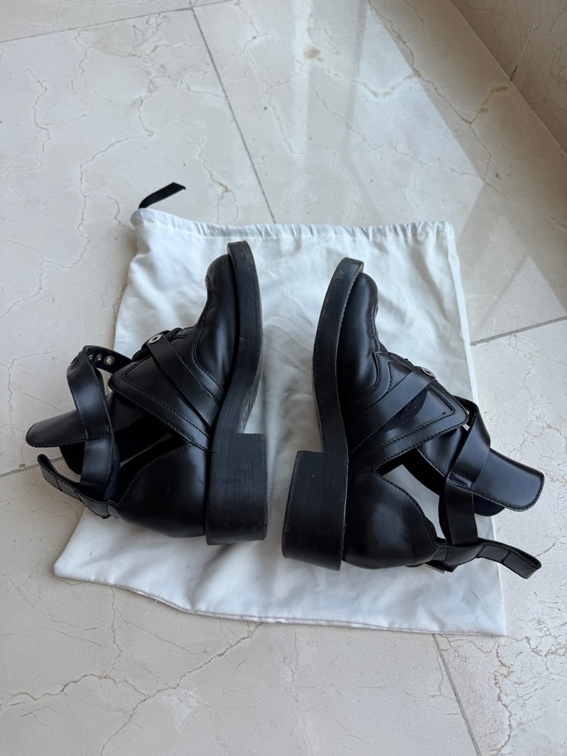 발렌시아가 Balenciaga 컷아웃 부츠 블랙 36 상품이미지6