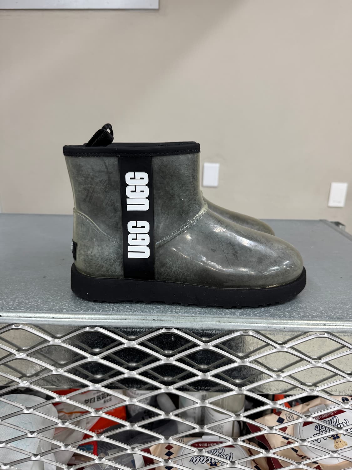 어그 클래식 클리어 미니 260 상품이미지4