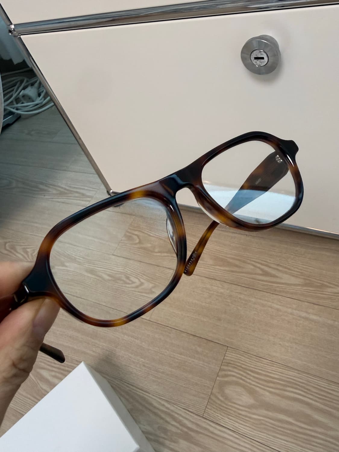 젠틀 몬스터 x 메종 마르지엘라 MM113 톨토이즈쉘 클리어 상품이미지2