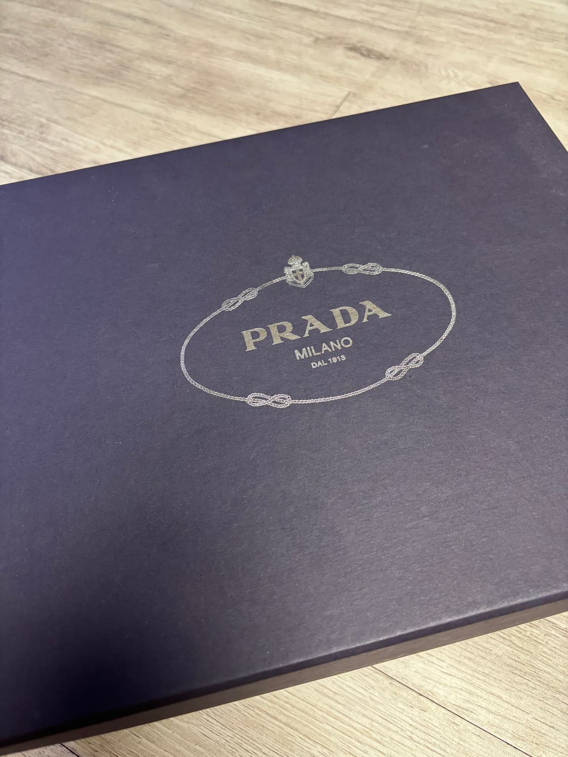 프라다 블랙 스니커즈 37.5 상품이미지2