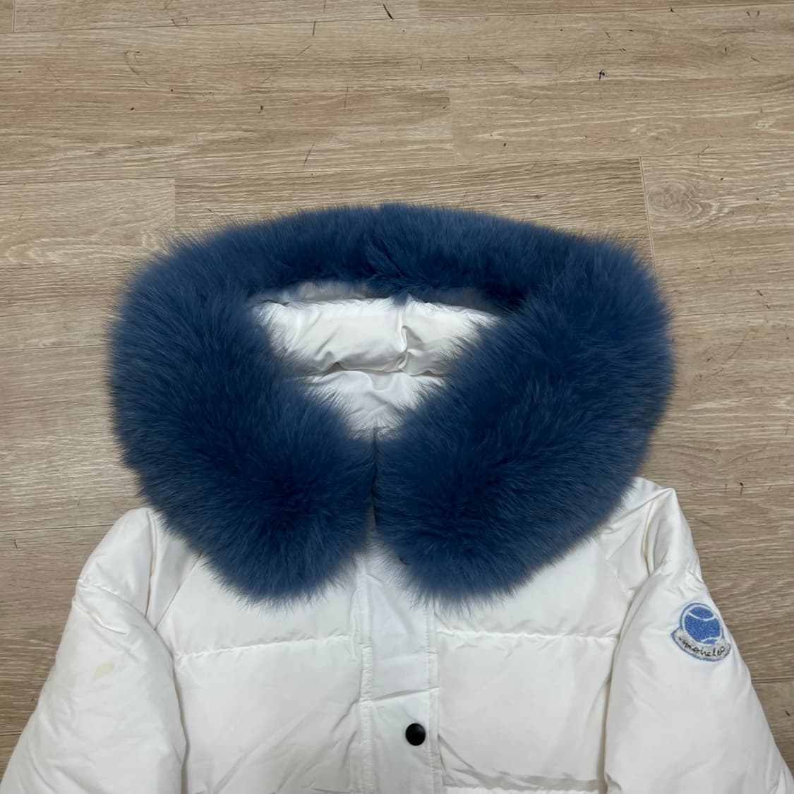 몽클레어 테니스와펜 퍼후드 구스다운 패딩 점퍼 [화이트] 3사이즈 상품이미지2