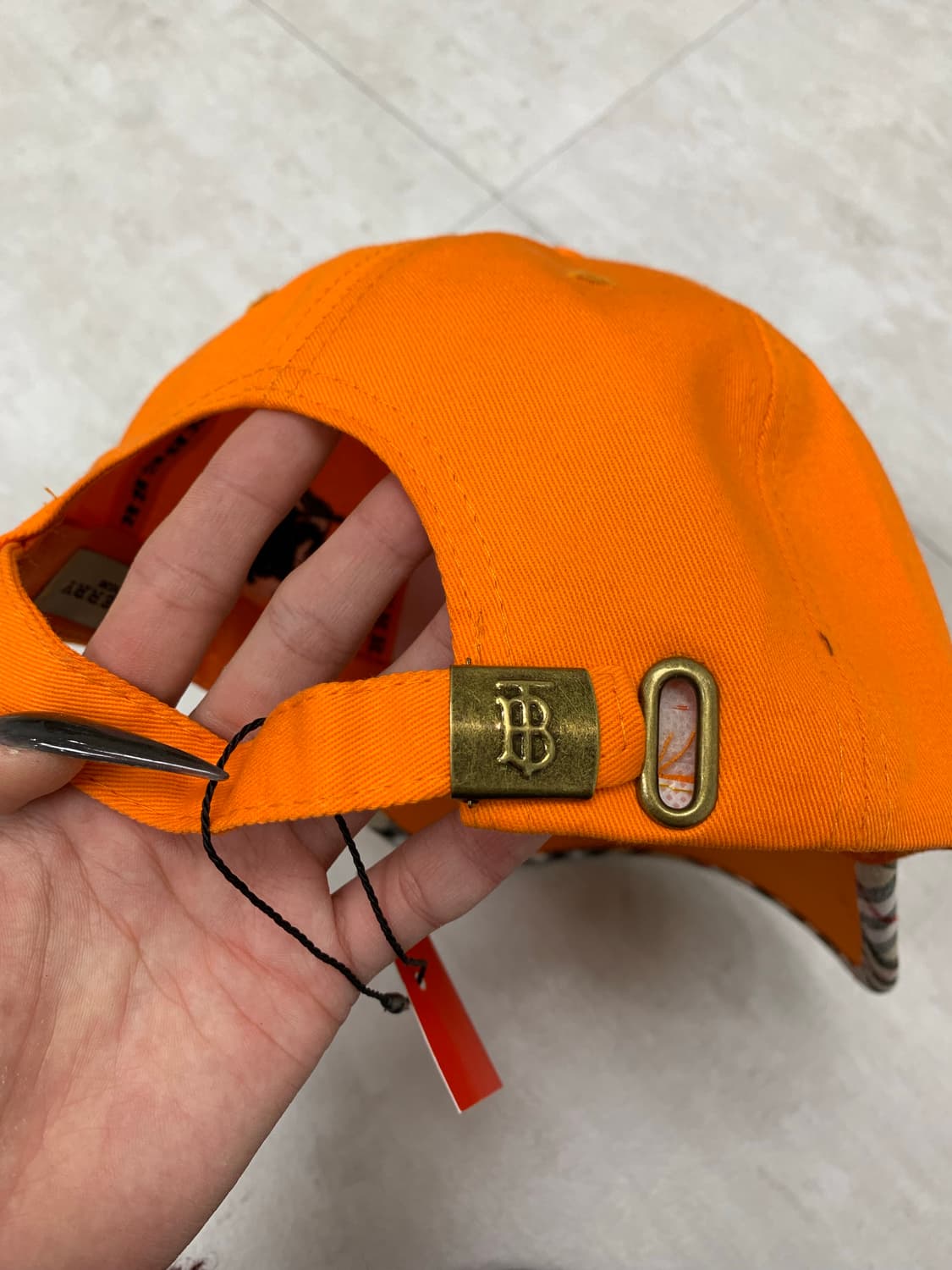 버버리 형광 주황 볼캡 #292 상품이미지4