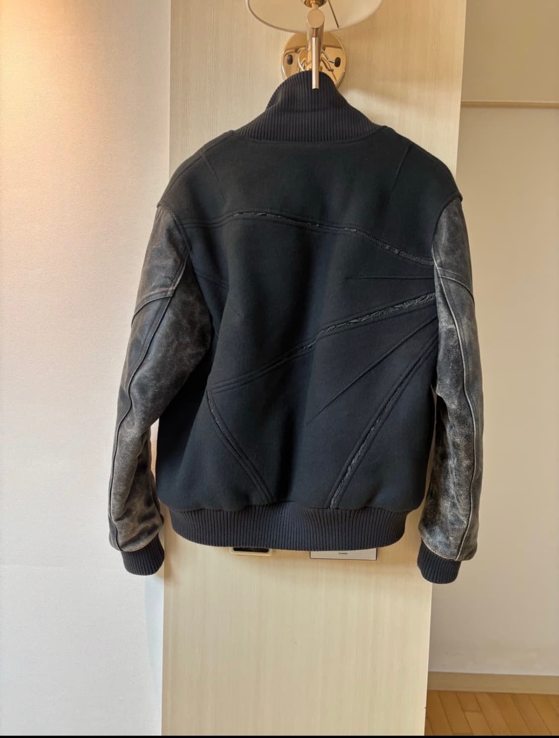 xlim ep6 바시티 자켓 상품이미지3