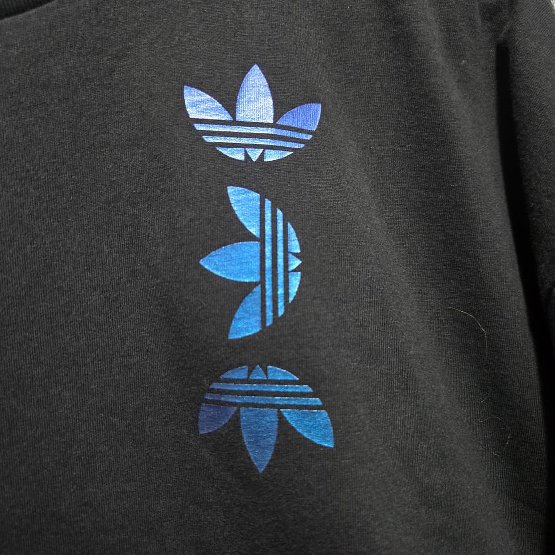 아디다스 라지로고 블랙 크롭 반팔 티셔츠  상품이미지3