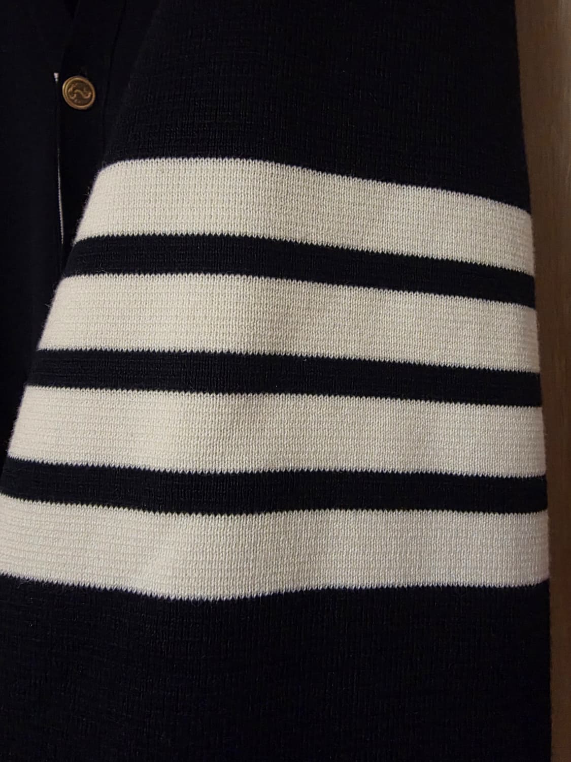 [5사이즈]25FW 톰브라운 밀라노스티치 금장 가디건 상품이미지6