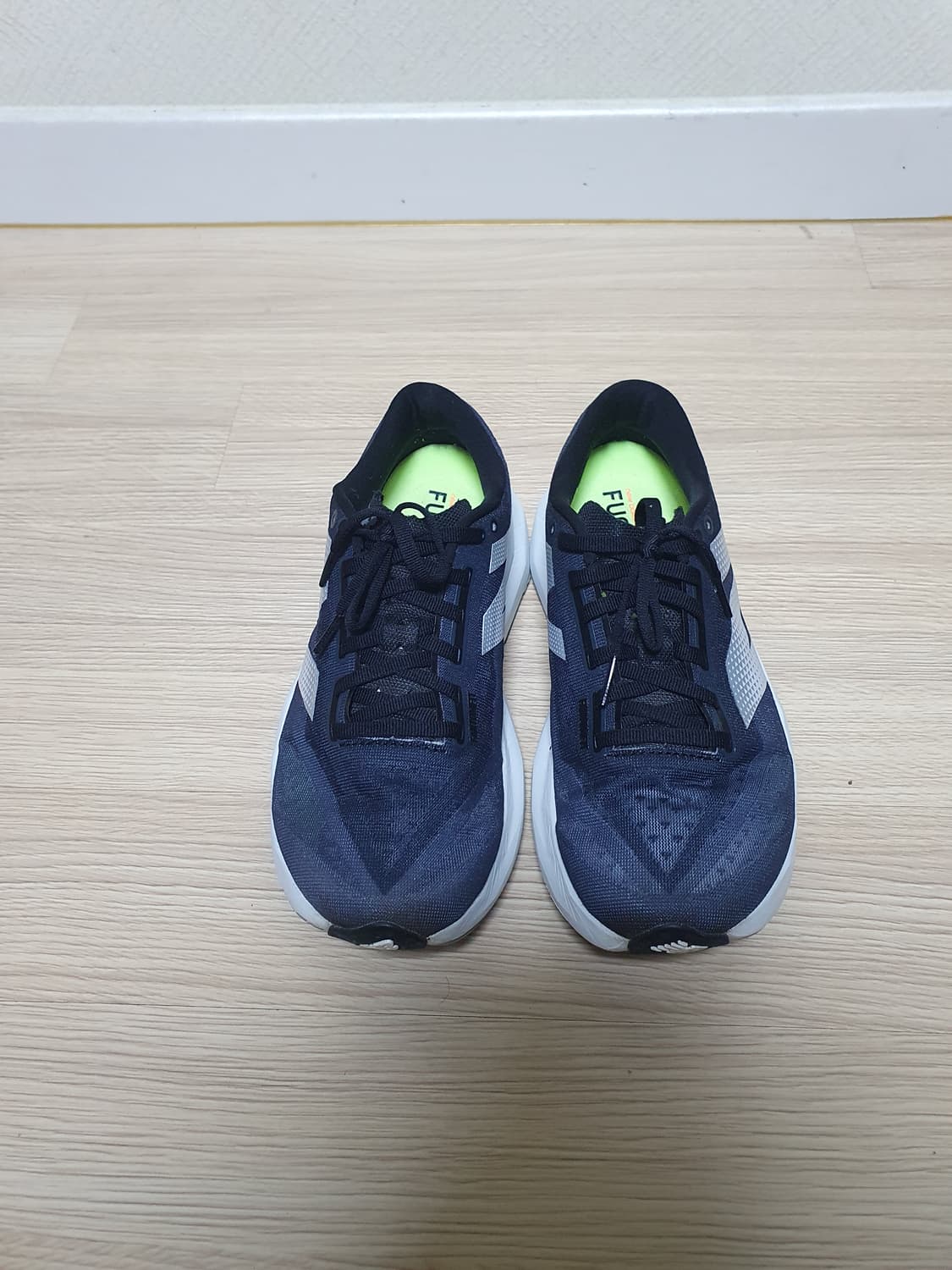 뉴발란스 퓨어셀 레벨 v4 러닝화 250 상품이미지3