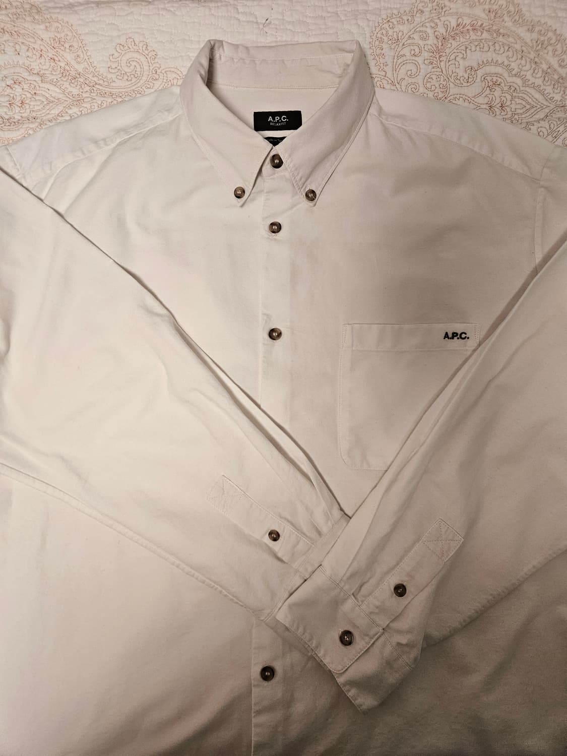 APC(아페쎄) 로고 화이트 셔츠 XXL 사이즈 판매합니다(최종가) 상품이미지2