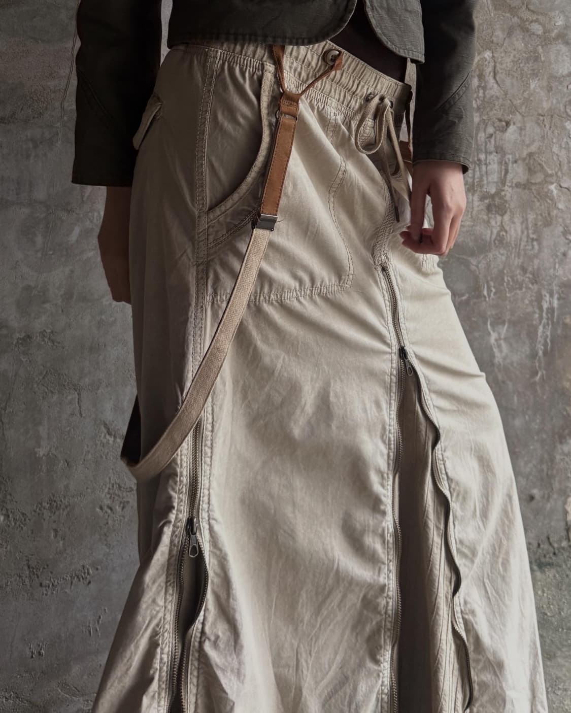 g.o.a Suspenders Detail Skirt 상품이미지2