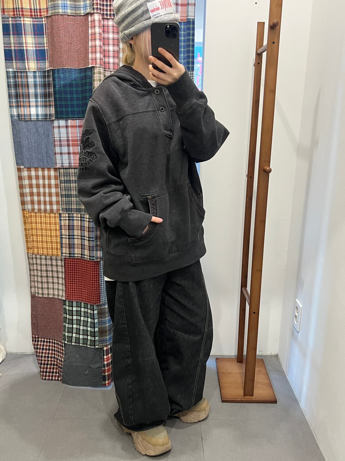 폴로 차콜 기모 후드티 상품이미지4