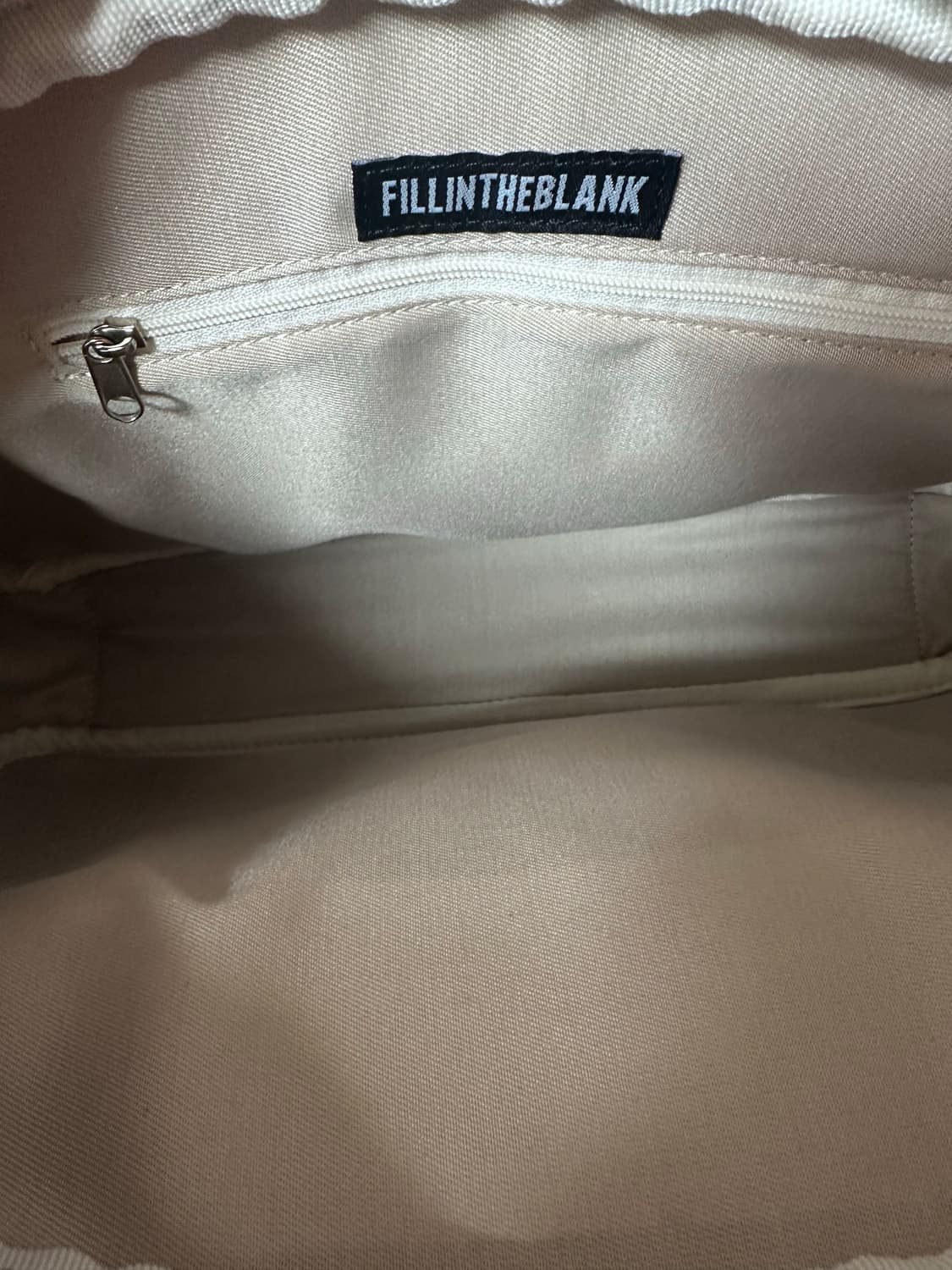 필인더블랭크 토트백 상품이미지3