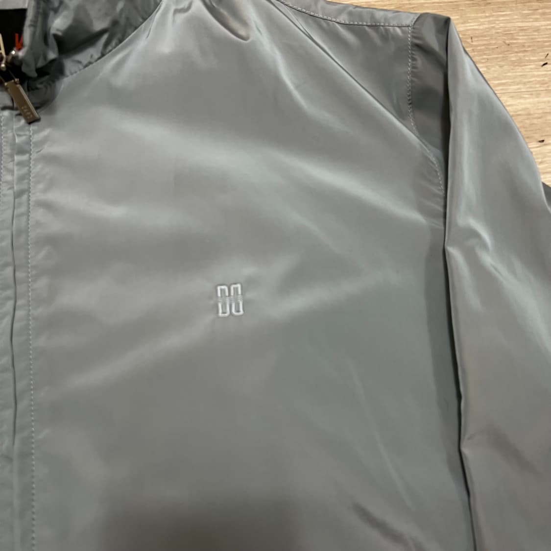 닥스 자수 로고 스탠드넥 바람막이 자켓 [그레이] 2XL/110 상품이미지4