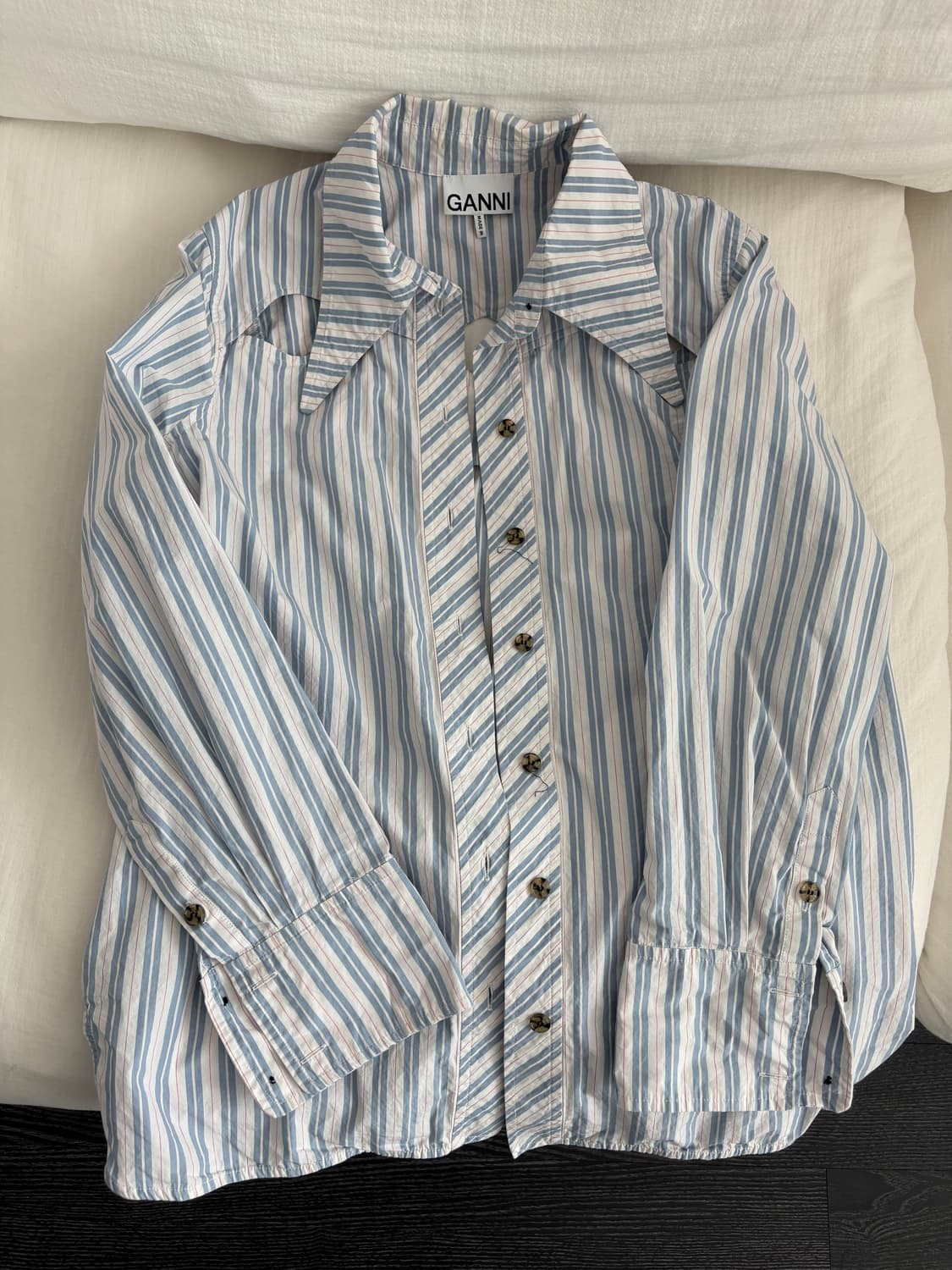 Ganni 가니 스트라이프 컷아웃 셔츠 상품이미지5