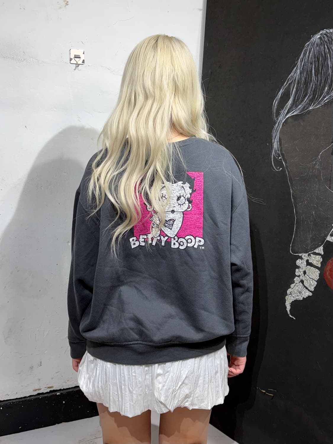 일본빈티지 베티붑 차콜 프린팅 오버핏 맨투맨 상품이미지5