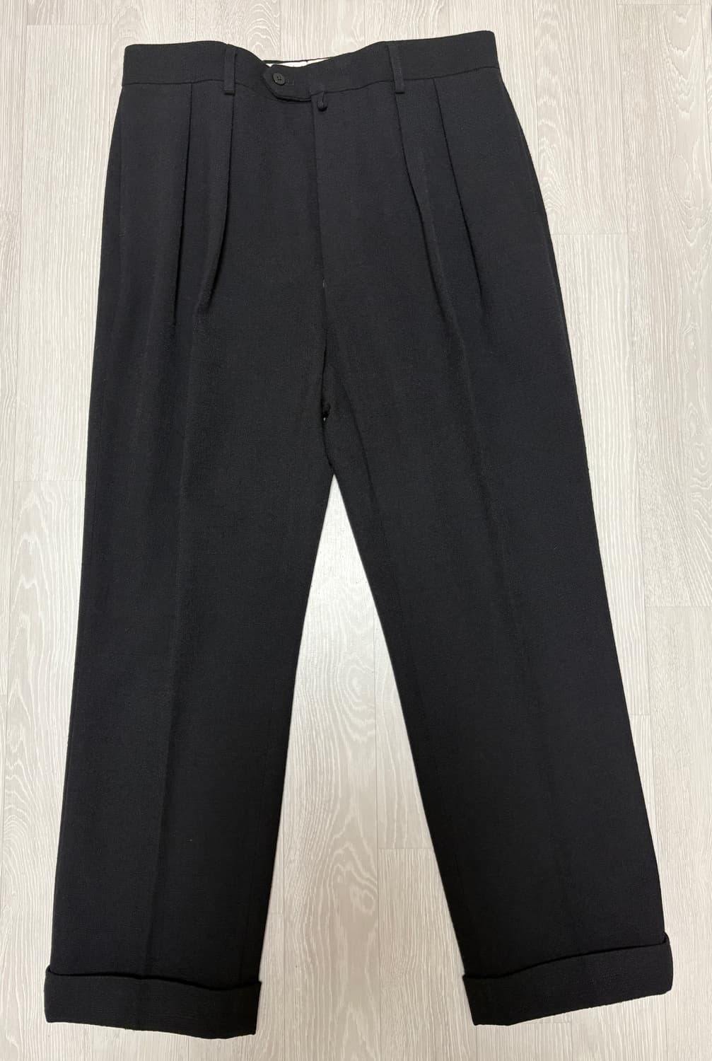 NEAT 블랙 투턱 팬츠 상품이미지1