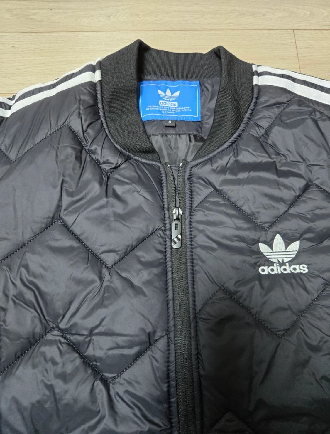 아디다스 퀄팅 경량 패딩 s 상품이미지2