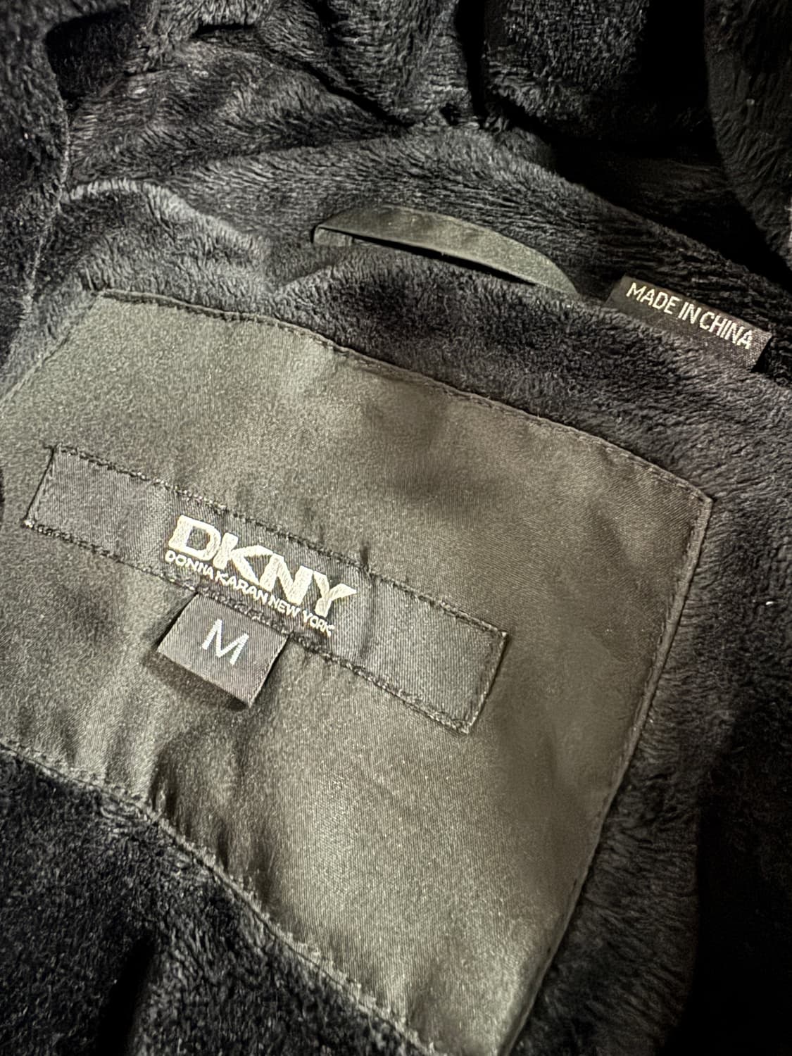 여성 DKNY 디케이앤와이 다운 롱 패딩 블랙 M 상품이미지4