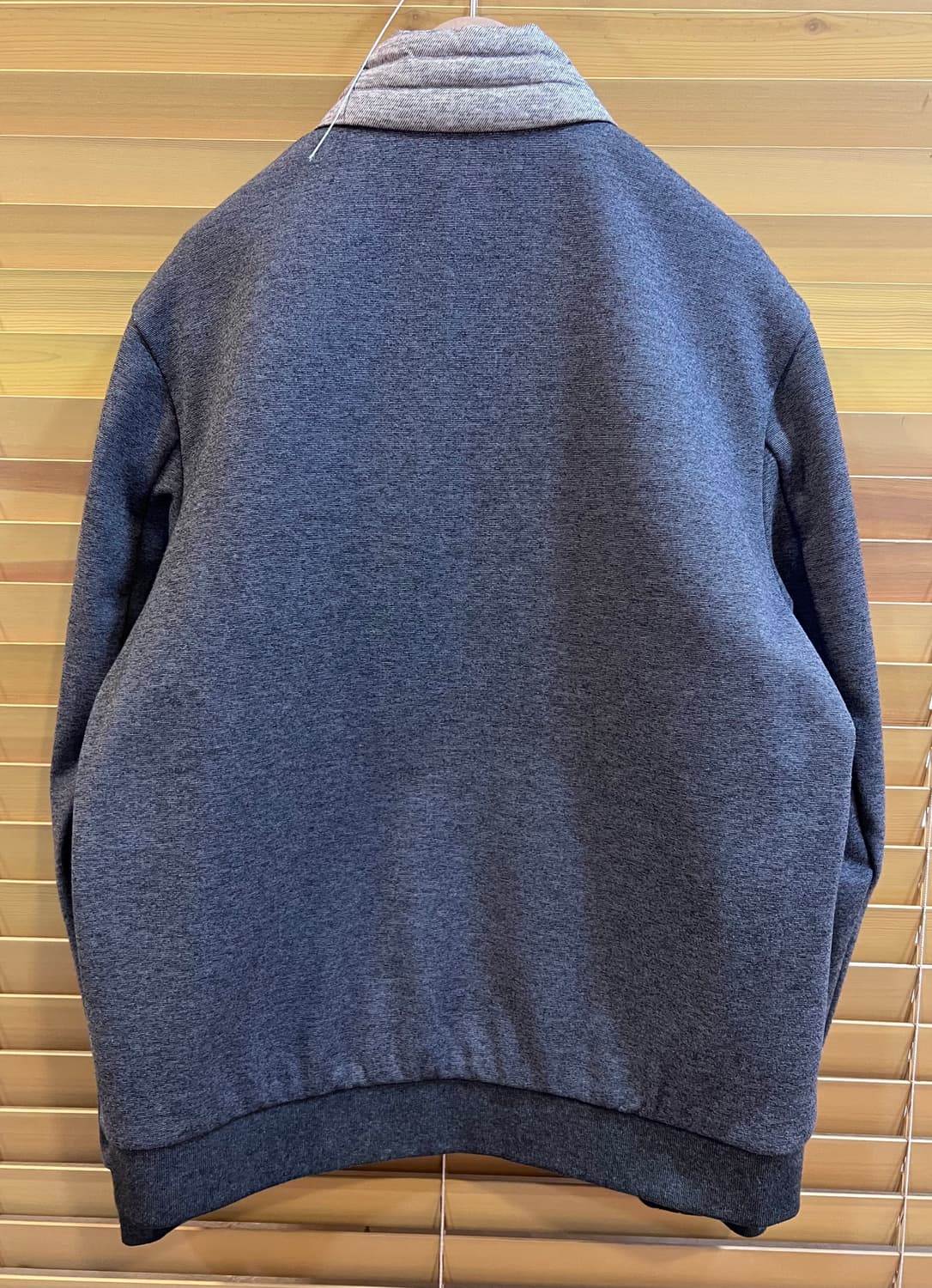 올젠 남성 그레이 구스다운 경량패딩점퍼
 상품이미지9